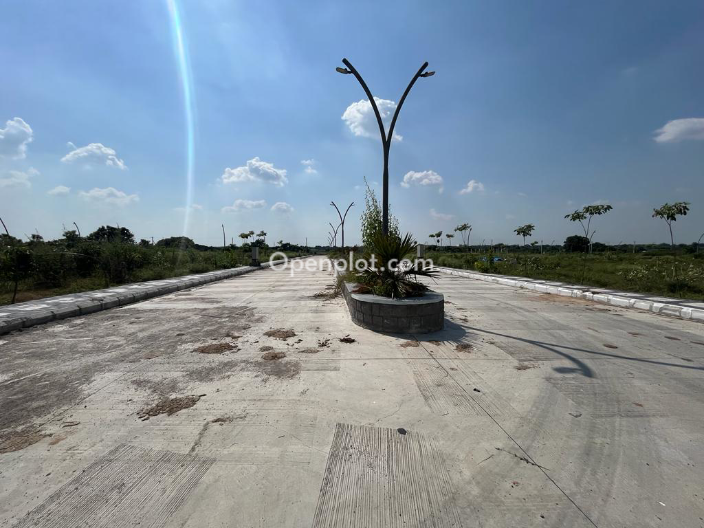 Plot for Sale in Kollur,Sangareddy
